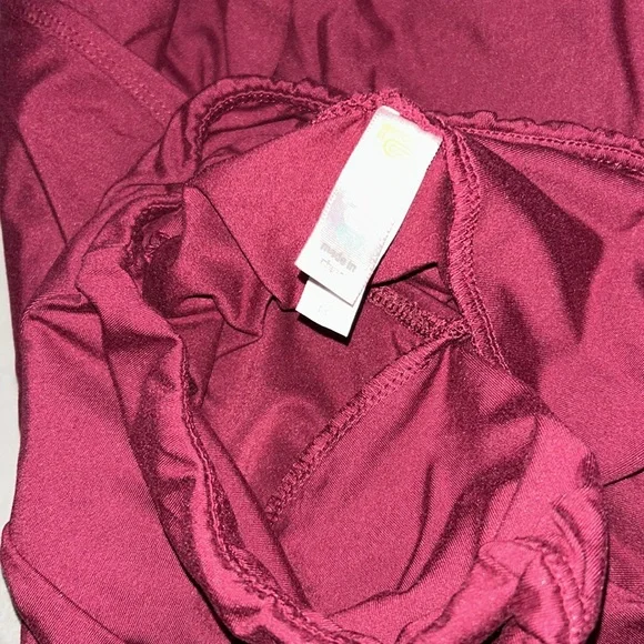 Burgundy Lularoe Leggings - Picture 3 of 3